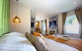 Hambrook House Canterbury - New Luxury Guest House With Espa Spa Complex